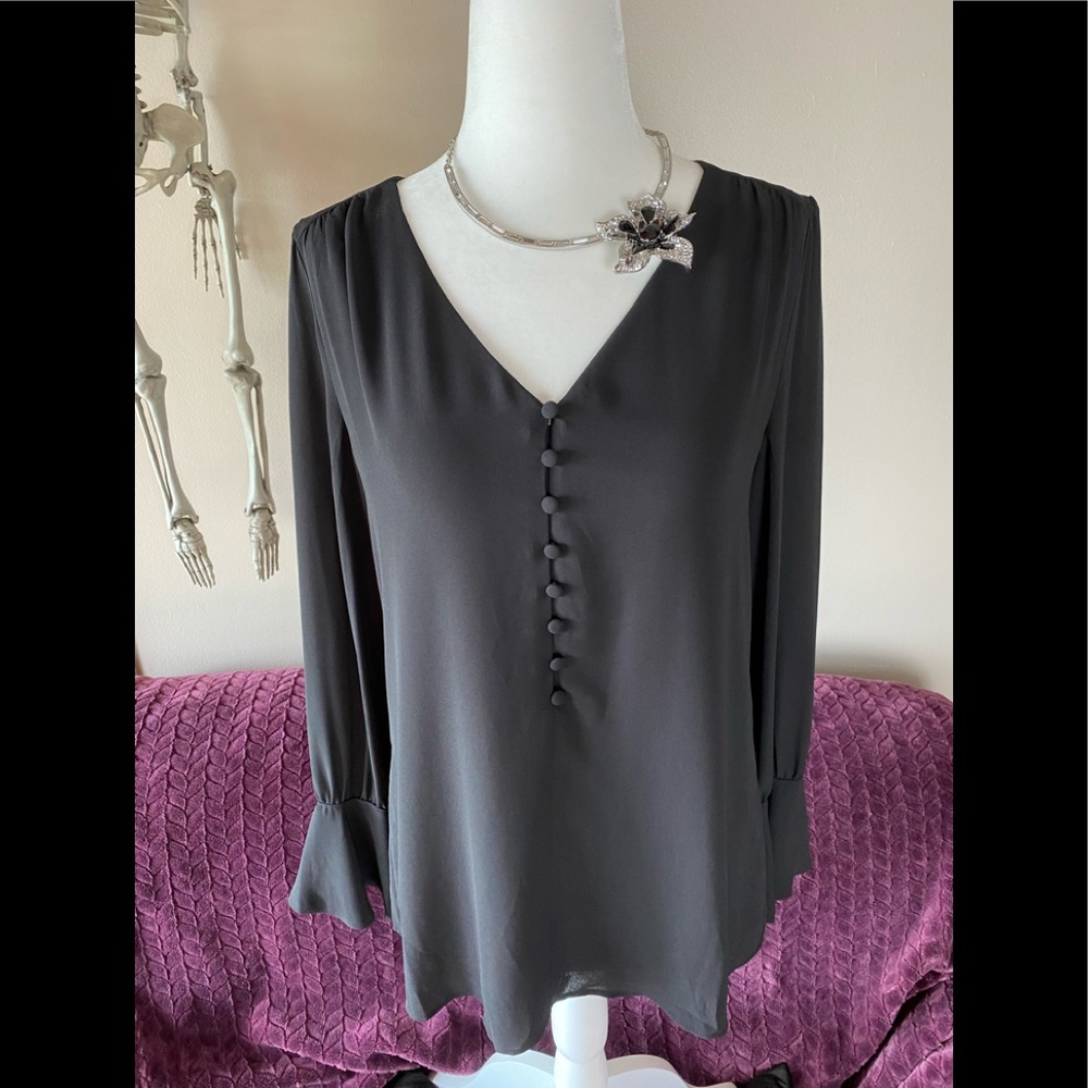 ~White House Black Market Blouse